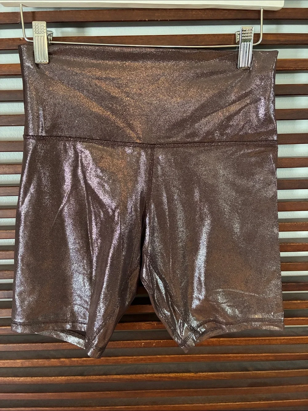 🎉NEW LISTING!🎉lululemon High-Rise Shimmery Women's Bike Shorts